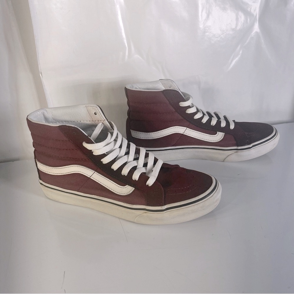 Vans Sk8 Burgundy Classic High Tops, Unisex Men’s size 5, Women’s size 6.5